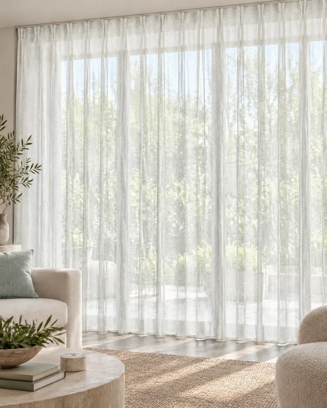 Voilage Arthemis 533 Optical White en situation, non-feu M1 de 300 cm de laize