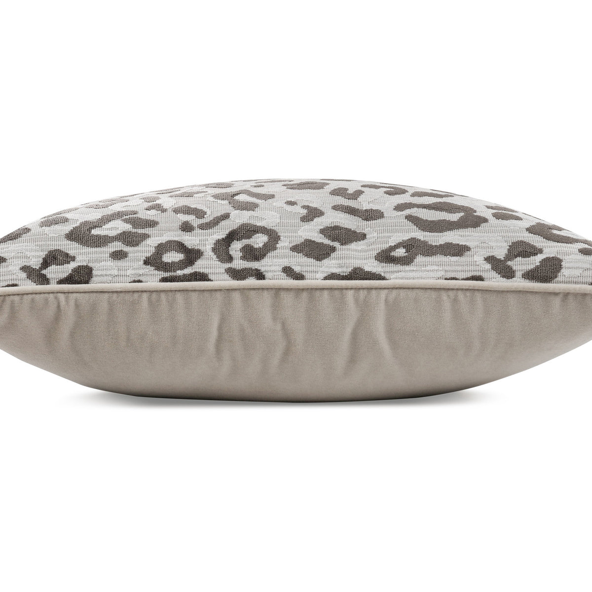 Coussin Mimi Velvet 65 × 65 cm — coloris Gris