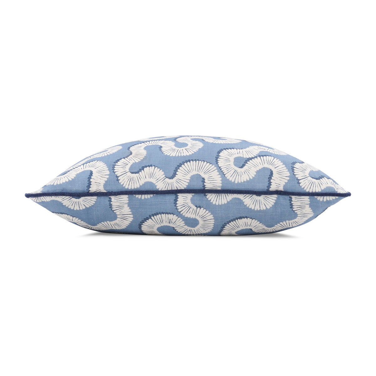 Coussin Kezia 50 × 50 cm — coloris Boathouse Blue