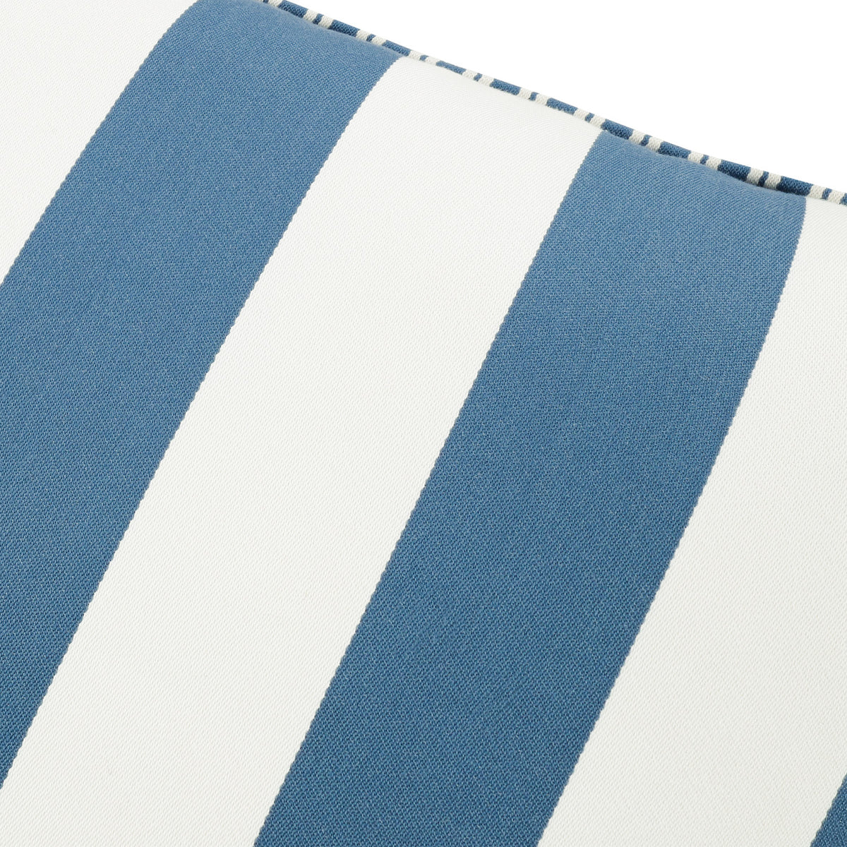 Coussin Aron 50 × 50 cm — coloris Buxton Blue