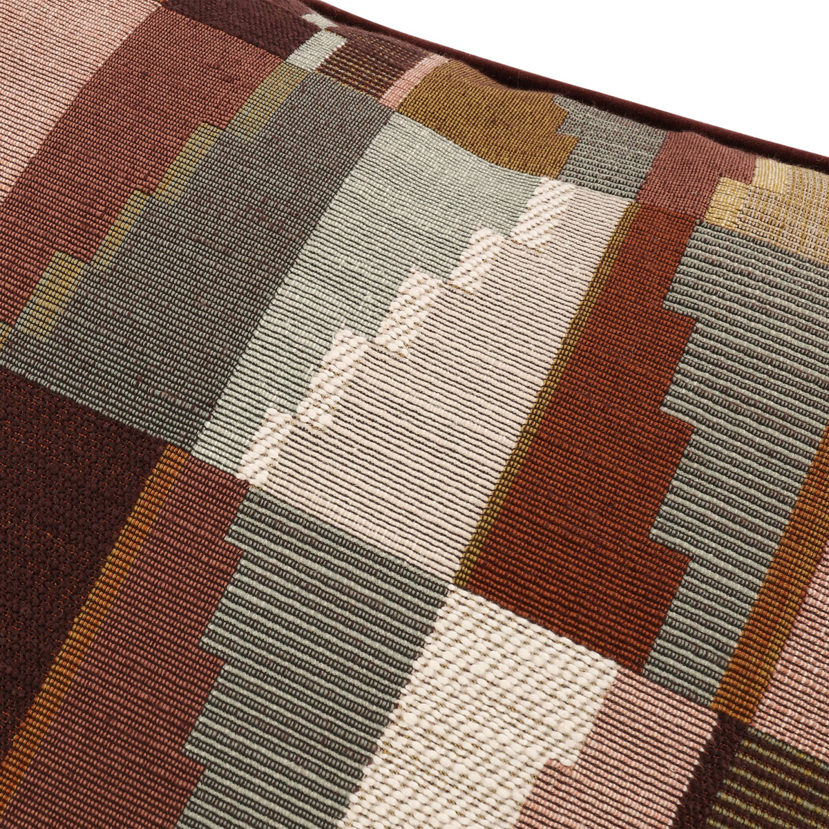 Coussin Zamari 55 × 55 cm — coloris Maple
